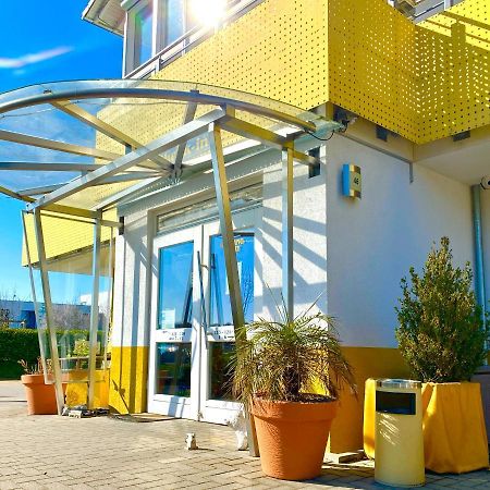 I-Motel Обертсхаузен Екстериор снимка